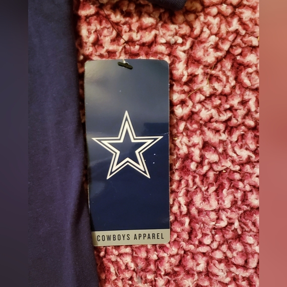 DALLAS COWBOYS "How 'Bout Them Cowboys" T-Shirt (S, M, L, XL, 2XL) - Picture 4 of 5